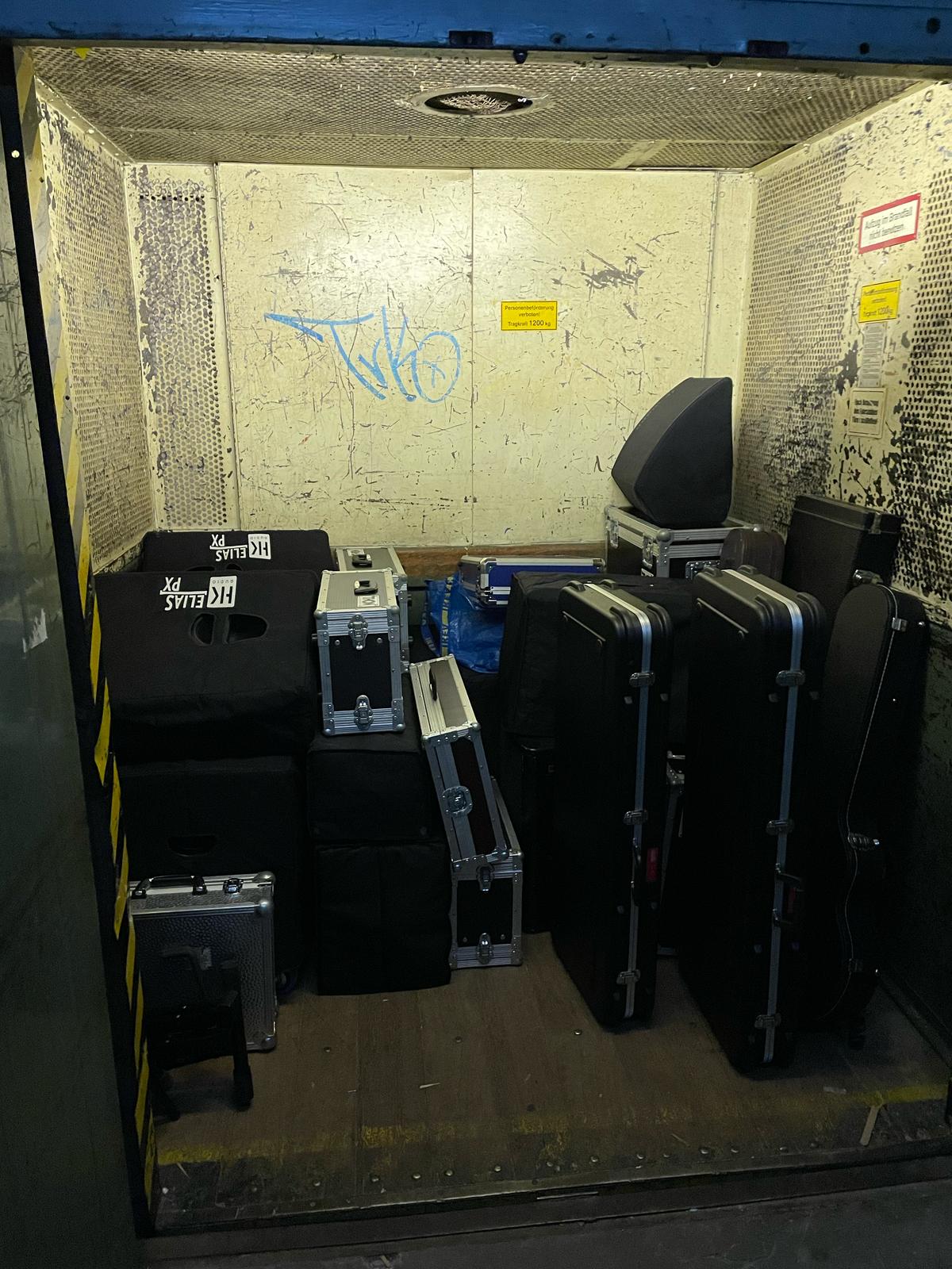 Lastenaufzug Happy Billards